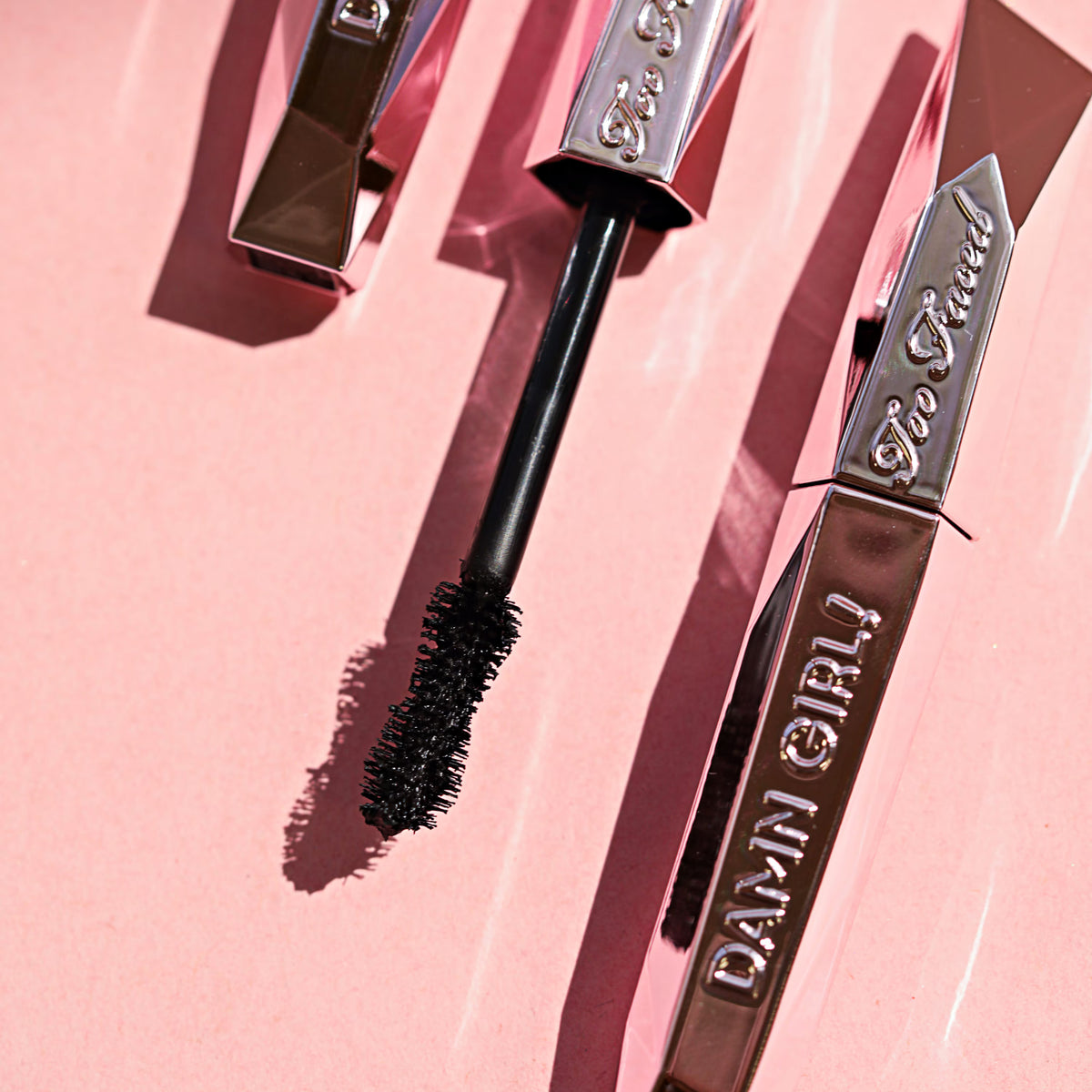 TOO FACED Damn Girl! 24-Hour Mascara de Pestanas