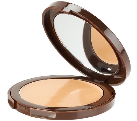 TARTE/ BASE EN CREMA AMAZONIAN CLAY- COLOR: LIGHT- MEDIUM