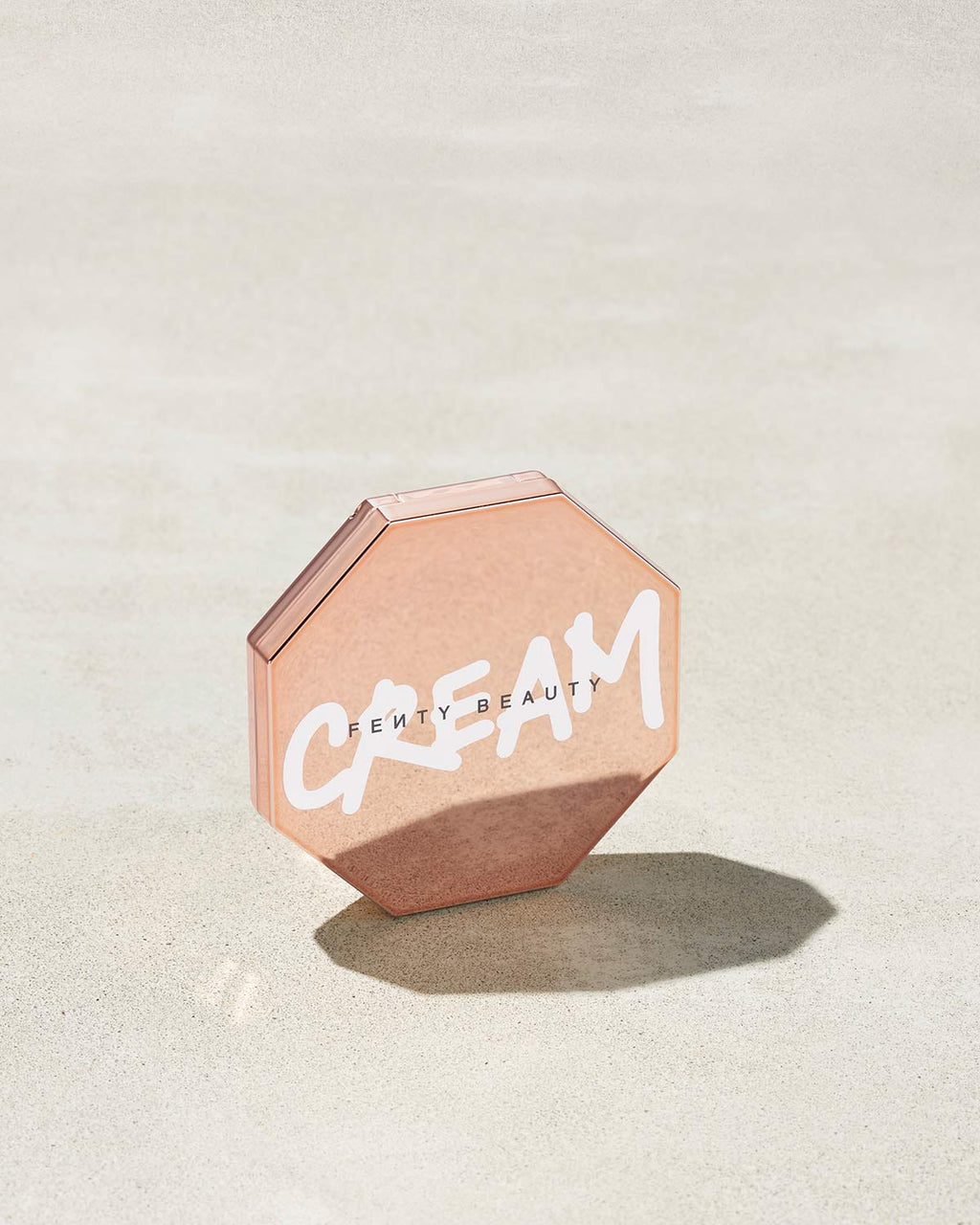 FENTY BEAUTY Cheeks Out Freestyle Cream Bronzer- TONO: TEDDY